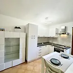Le In Collina - San Teodoro Apartamento Lu Lioni