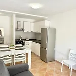 Apartamento Le In Collina - San Teodoro