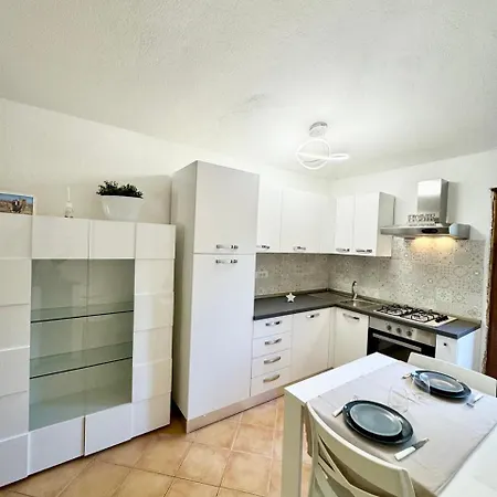 Le In Collina - San Teodoro Apartment Lu Lioni