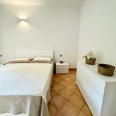 Le In Collina - San Teodoro Apartment *