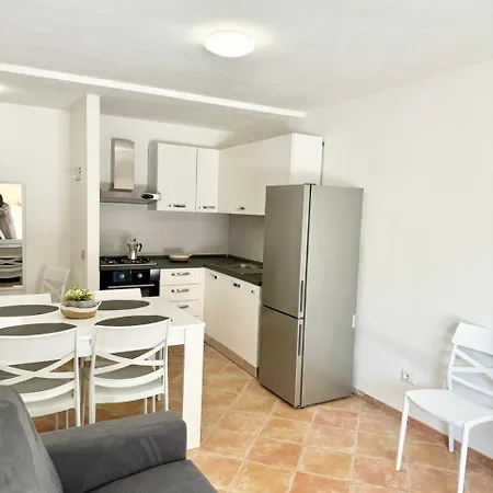 Apartment Le In Collina - San Teodoro