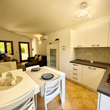 Le In Collina - San Teodoro *